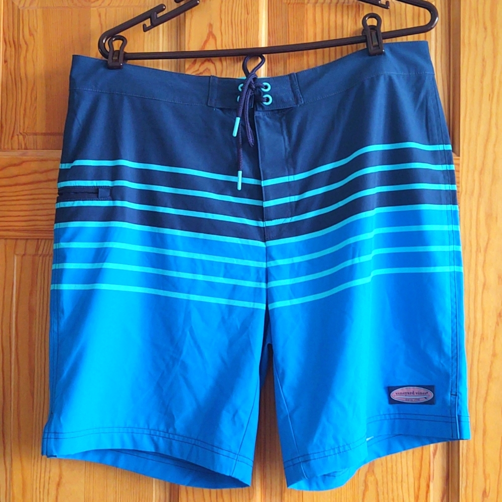 Vineyard Vines Mens Board Shorts